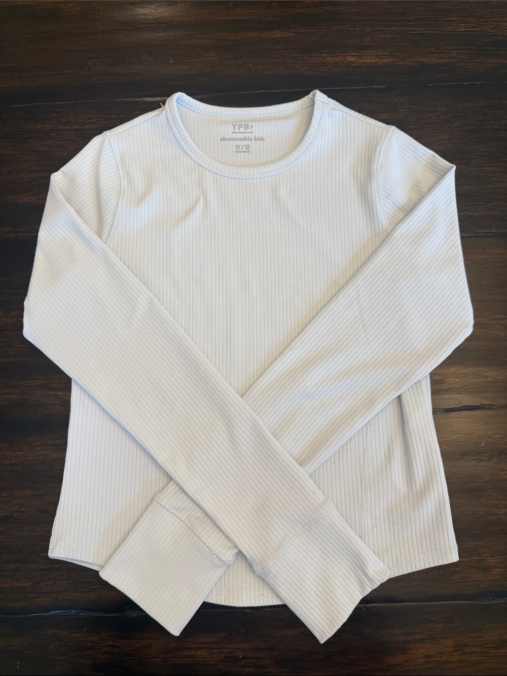 abercrombie kids light blue Ribbed Long-Sleeve Crewneck Top (Girls 11/12)